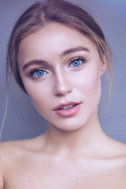 Arina Postnikova - Actor Profile Photo