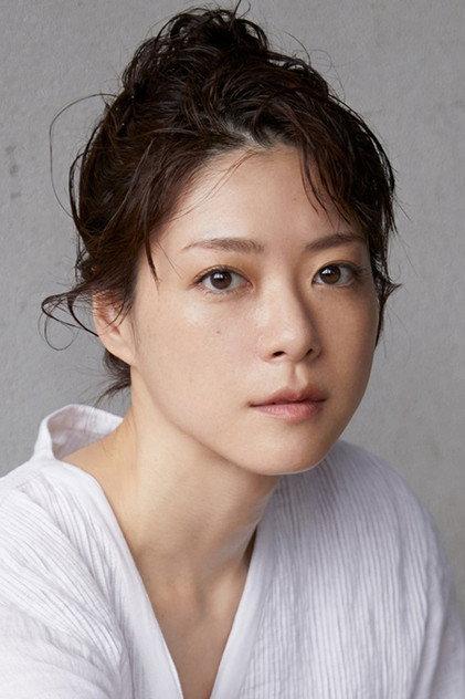 Juri Ueno - Actor Profile Photo