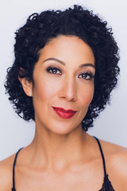 Sarah Hayon - Actor Profile Photo