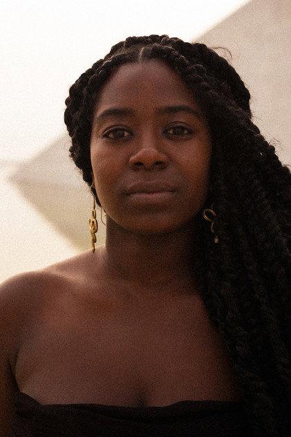 Siobhan Fernandes - Actor Profile Photo