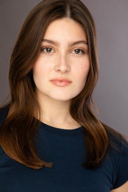 Elise Holbrook - Actor Profile Photo