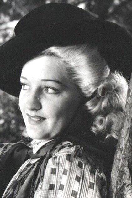 Sally Cairns - Actor Profile Photo