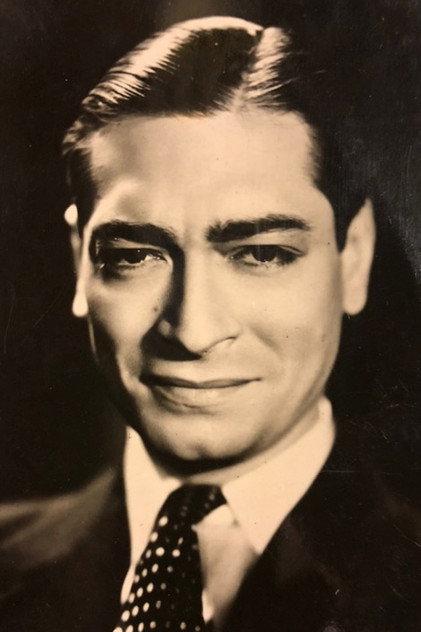 Carlos Casaravilla - Actor Profile Photo