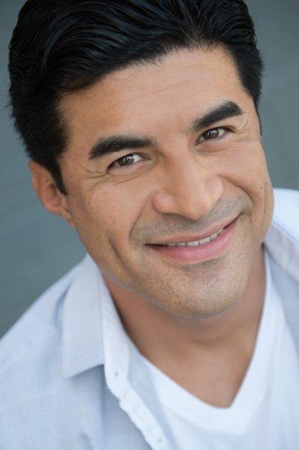 Gerardo Davila - Actor Profile Photo