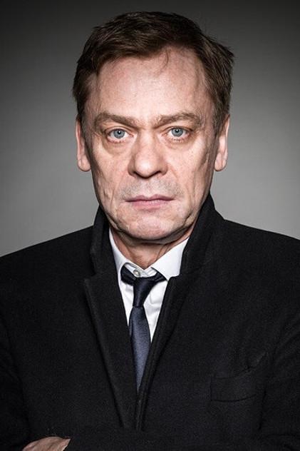 Sylvester Groth - Actor Profile Photo