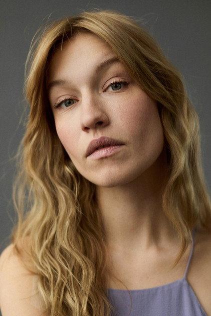 Rose-Marie Perreault - Actor Profile Photo