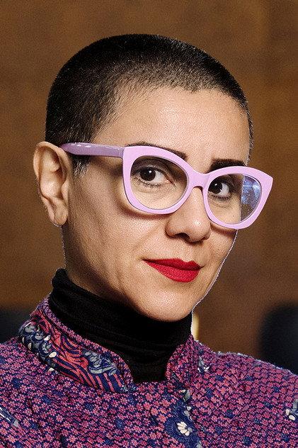 Mania Akbari - Actor Profile Photo