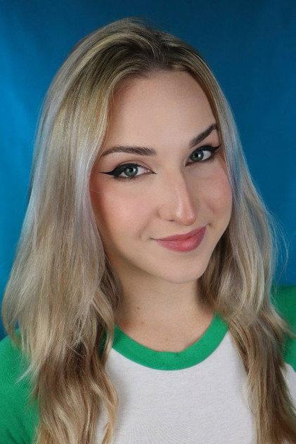 Tatum Bates - Actor Profile Photo