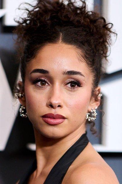 Eva Ruiz - Actor Profile Photo