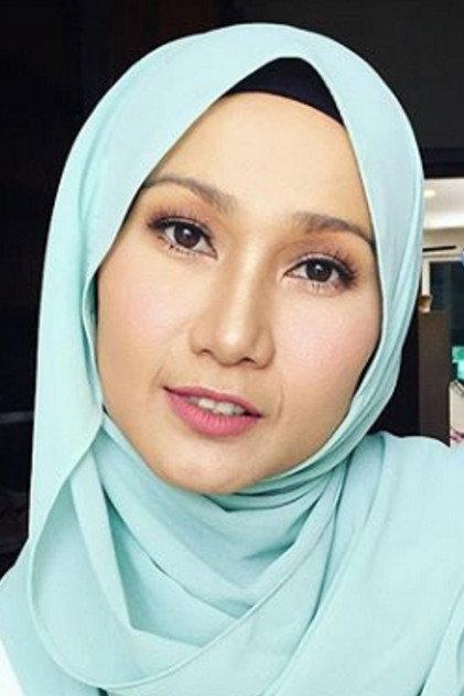 Amy Mastura - Actor Profile Photo