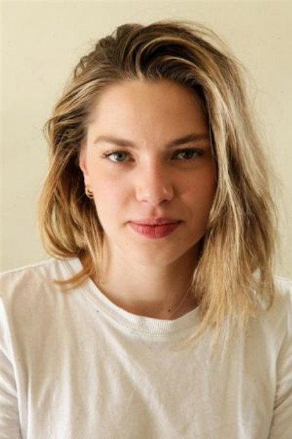 Ella Pellegrini - Actor Profile Photo