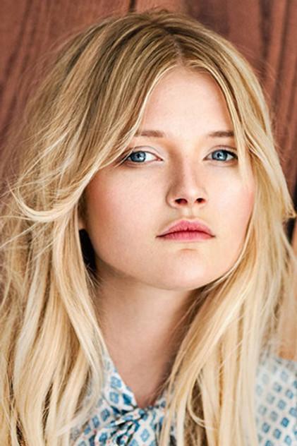 Sophie Kennedy Clark - Actor Profile Photo
