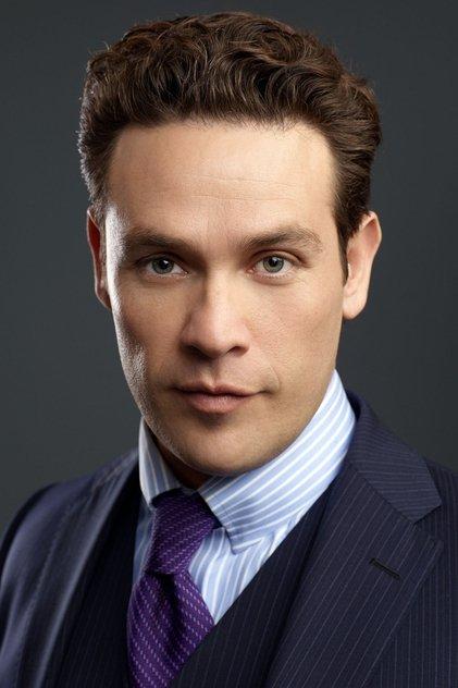 Kevin Alejandro - Actor Profile Photo
