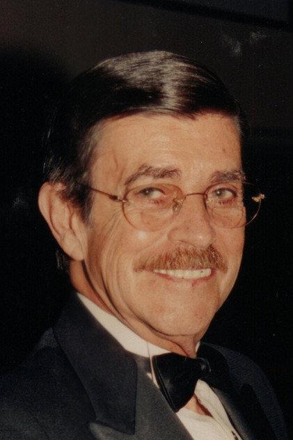 Oscar Morelli - Actor Profile Photo
