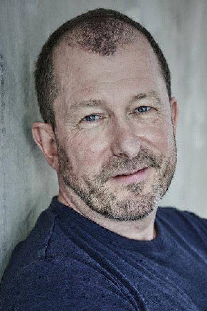 Martin Lindow - Actor Profile Photo
