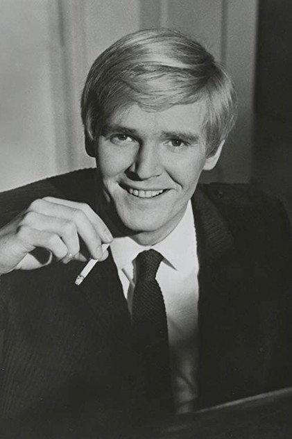 Christopher Matthews - Actor Profile Photo