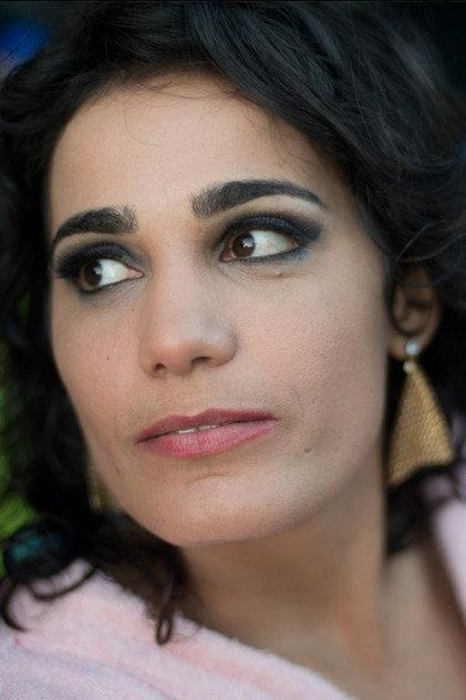 Fabíola Buzim - Actor Profile Photo