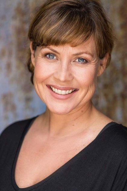 Sarah McLeod - Actor Profile Photo