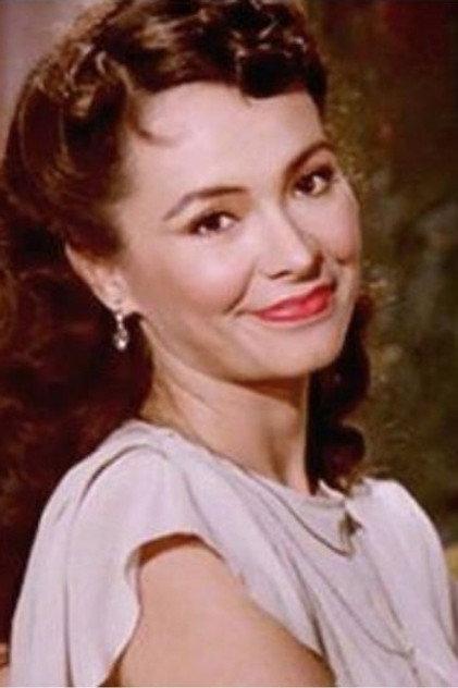 Elizabeth Aguilar - Actor Profile Photo