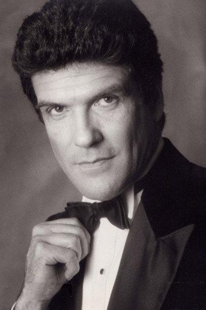 Michael Santiago - Actor Profile Photo