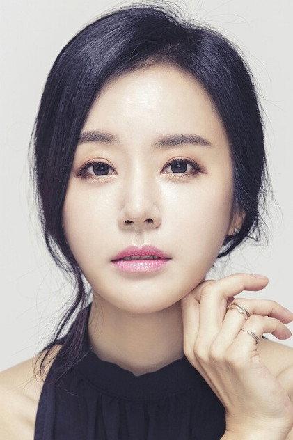 Ban Min-jeong - Actor Profile Photo