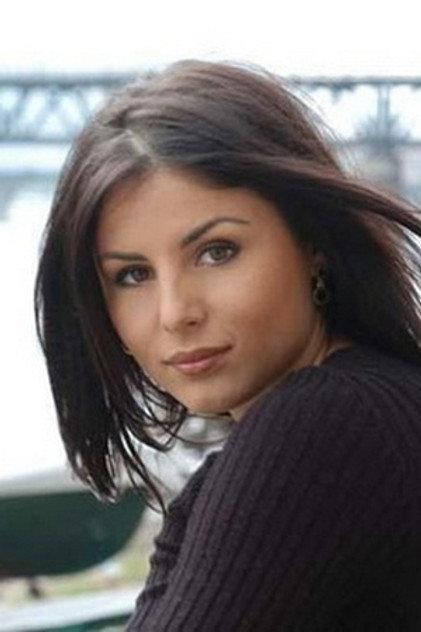 Eliza Ryciak - Actor Profile Photo
