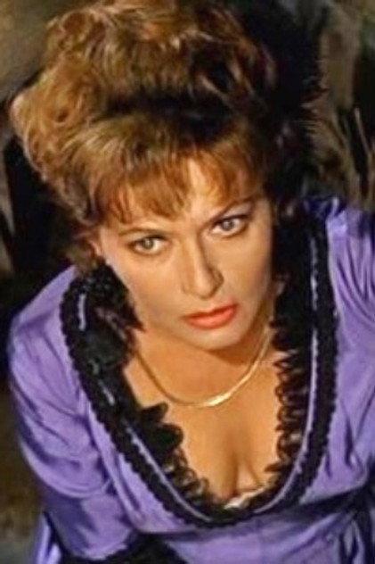 Nada Kasapić - Actor Profile Photo