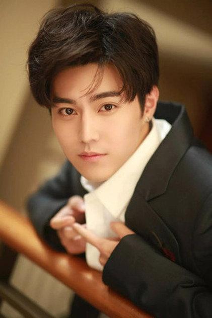 Zhao Dongze - Actor Profile Photo