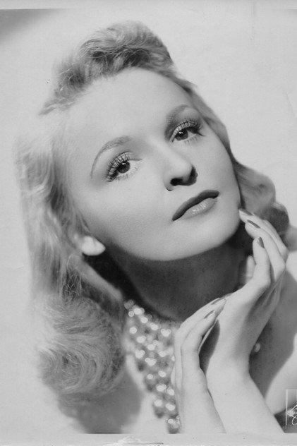 Nanette Bordeaux - Actor Profile Photo