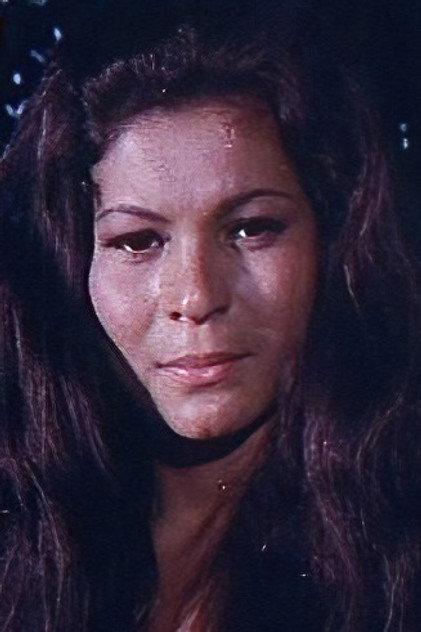 Esmeralda Barros - Actor Profile Photo
