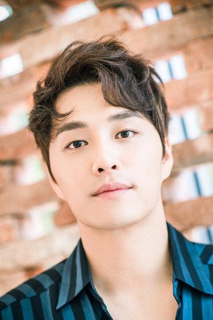 Min Woo-hyuk - Actor Profile Photo