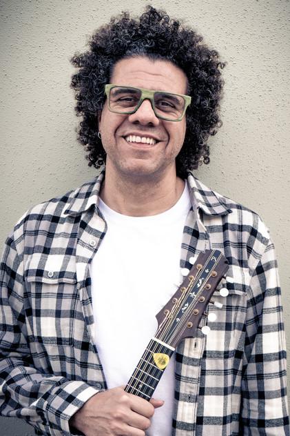 Hamilton de Holanda - Actor Profile Photo