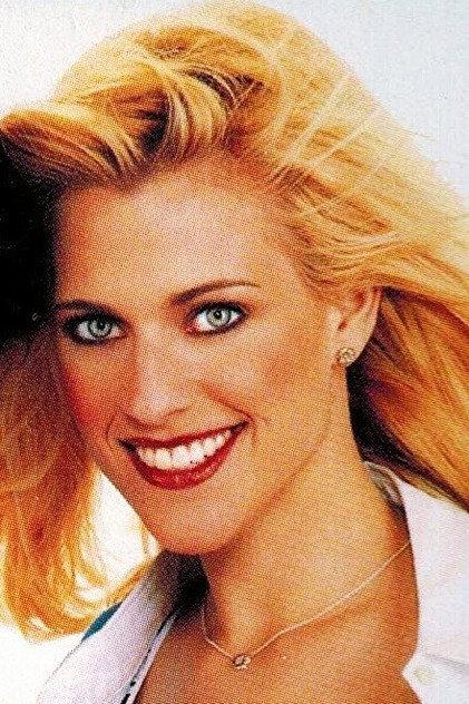 Elise Daniels - Actor Profile Photo