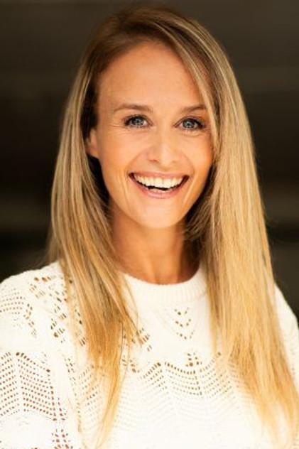 Émilie Fecteau - Actor Profile Photo
