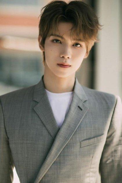 Luo Yizhou - Actor Profile Photo