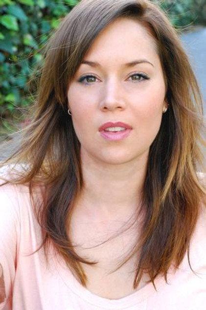 Shannon Esra - Actor Profile Photo