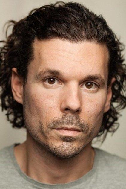 Gareth Kieran Jones - Actor Profile Photo