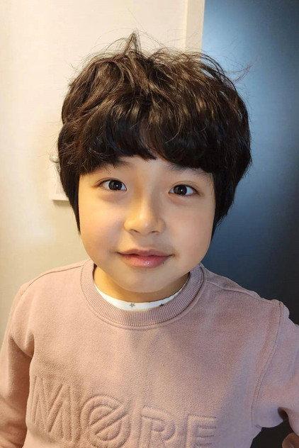 Lee Cheon-mu - Actor Profile Photo
