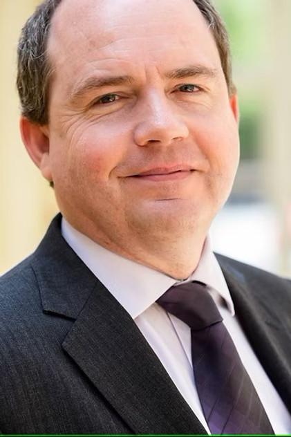 Jon Wennington - Actor Profile Photo