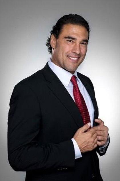 Eduardo Yáñez - Actor Profile Photo