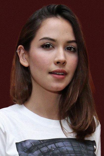 Estelle Linden - Actor Profile Photo