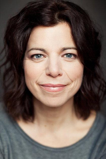Caroline Lavigne - Actor Profile Photo