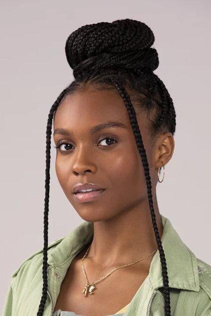 Kaci Walfall - Actor Profile Photo