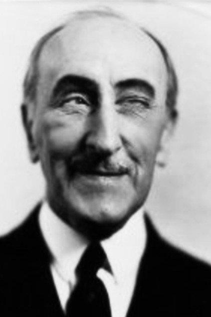 Etienne Girardot - Actor Profile Photo