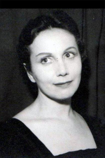 Eva Donge - Actor Profile Photo