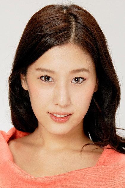 Maki Sawa - Actor Profile Photo