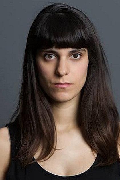 Esme Madra - Actor Profile Photo