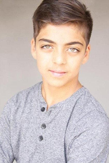 Zac Siewert - Actor Profile Photo