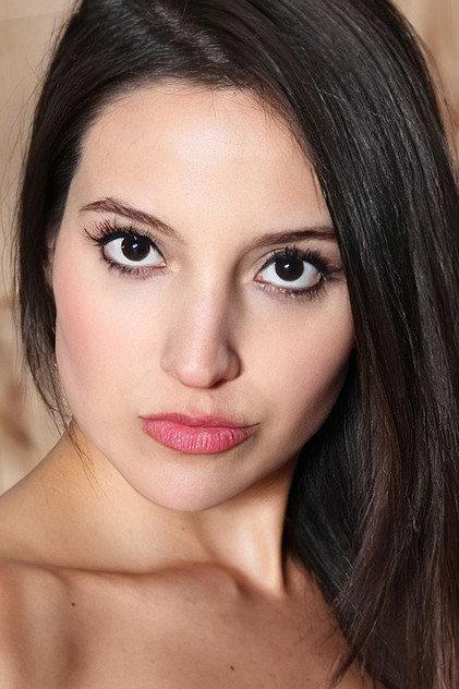 Daniela Palavecino - Actor Profile Photo