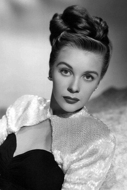 Mary Stuart - Actor Profile Photo